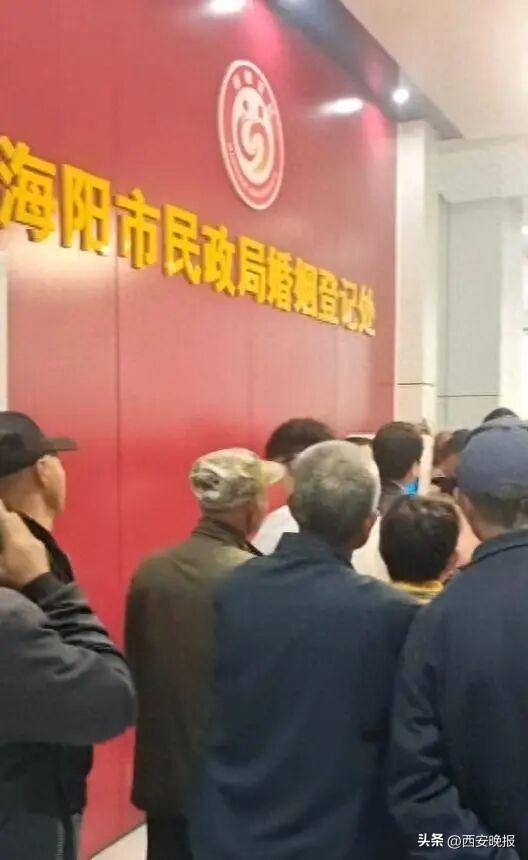 民政局回應(yīng)老人扎堆領(lǐng)結(jié)婚證<strong></p>
<p>金屬制品廠
</strong>,沖上熱搜:金屬制品廠